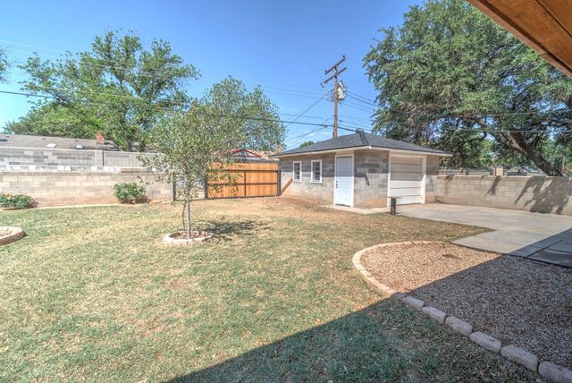 2103 Ward St, Midland, TX 79705