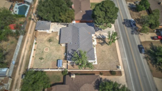 2103 Ward St, Midland, TX 79705