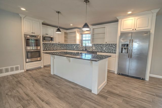 2103 Ward St, Midland, TX 79705