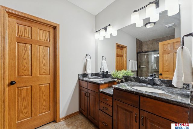 703 S 16 Street, Fort Calhoun, NE 68023