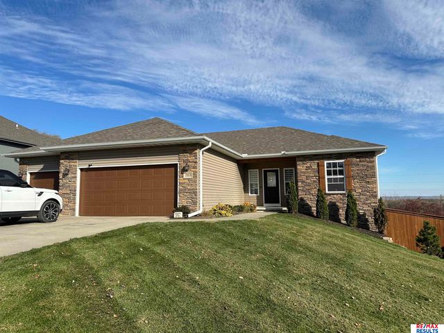 703 S 16 Street, Fort Calhoun, NE 68023