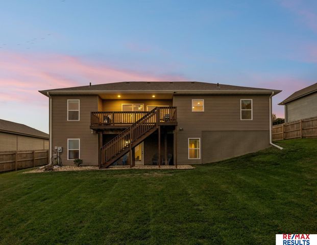 703 S 16 Street, Fort Calhoun, NE 68023