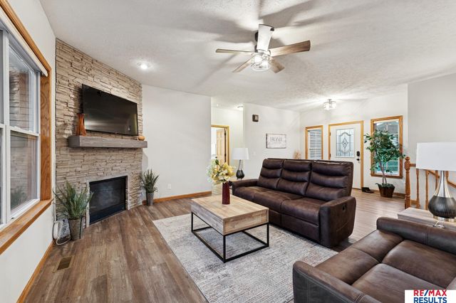 703 S 16 Street, Fort Calhoun, NE 68023