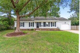 701 Wild Cherry CT, Chesapeake, VA 23322
