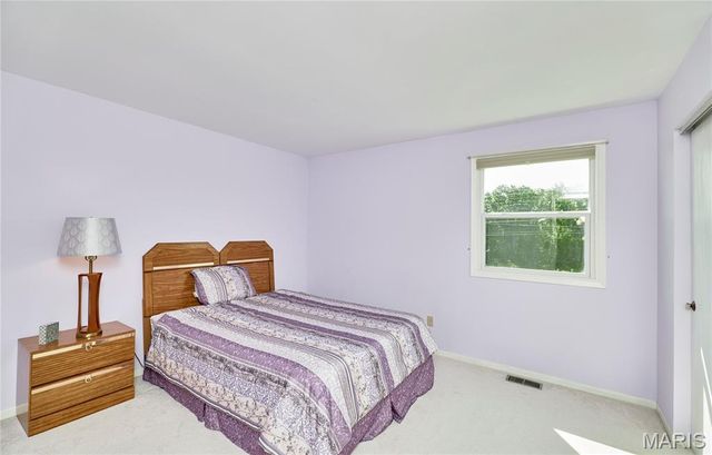 15648 Sugarridge Court, Chesterfield, MO 63017