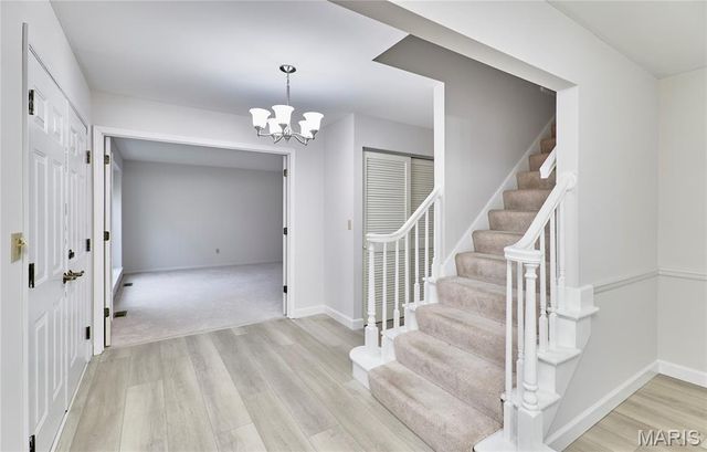 15648 Sugarridge Court, Chesterfield, MO 63017