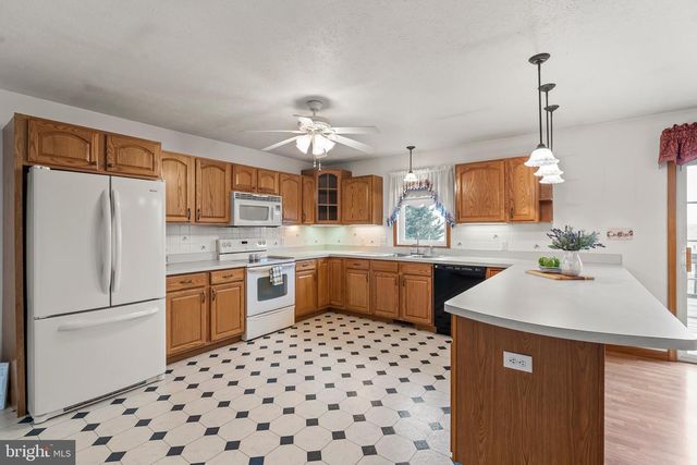 1479 KOONTZTOWN ROAD, Hedgesville, WV 25427