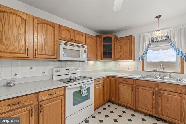 1479 KOONTZTOWN ROAD, Hedgesville, WV 25427
