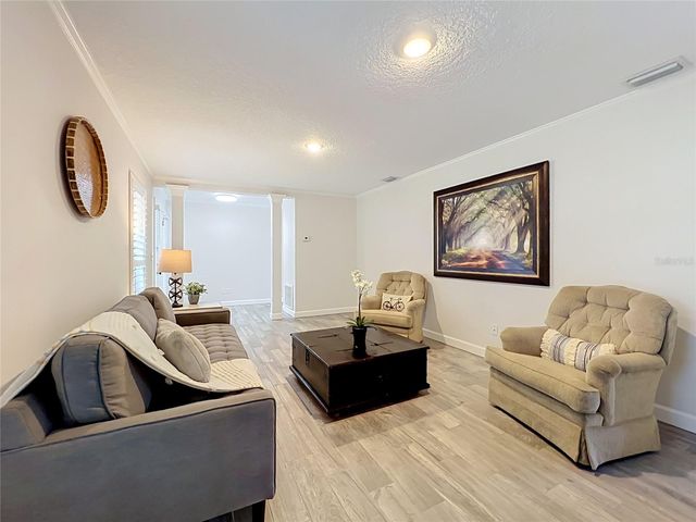 411 MONTICELLO DRIVE, Altamonte Springs, FL 32701