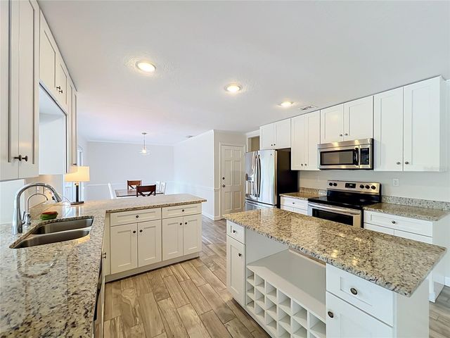 411 MONTICELLO DRIVE, Altamonte Springs, FL 32701