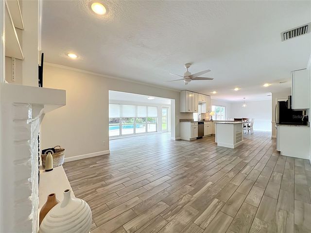 411 MONTICELLO DRIVE, Altamonte Springs, FL 32701
