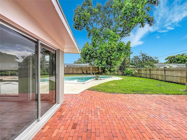 411 MONTICELLO DRIVE, Altamonte Springs, FL 32701