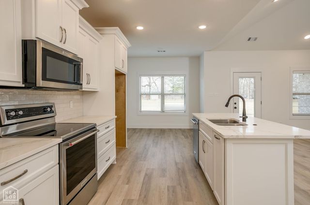 4574 Plymouth Street, Jonesboro, AR 72405