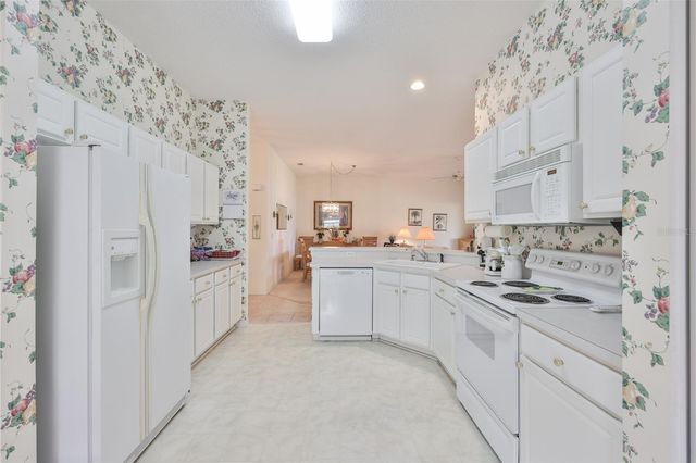 2308 BROOKFIELD GREENS CIRCLE, Sun City Center, FL 33573