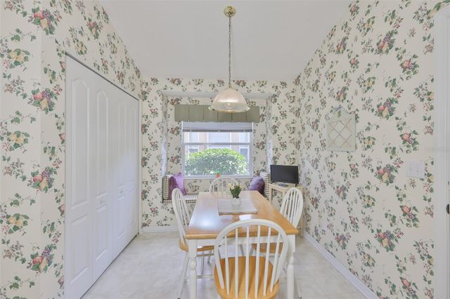 2308 BROOKFIELD GREENS CIRCLE, Sun City Center, FL 33573