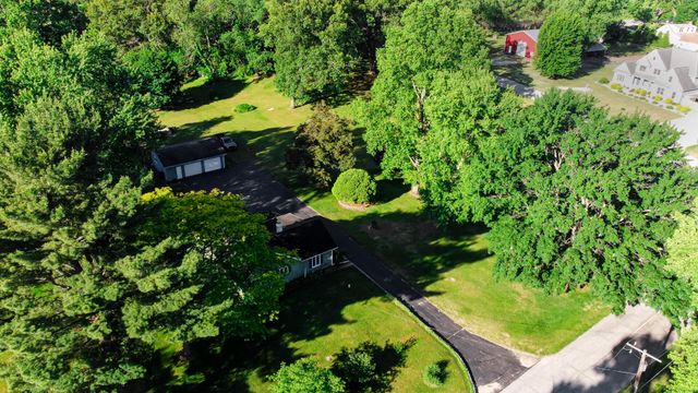 6168 W 370 N, La Porte, IN 46350