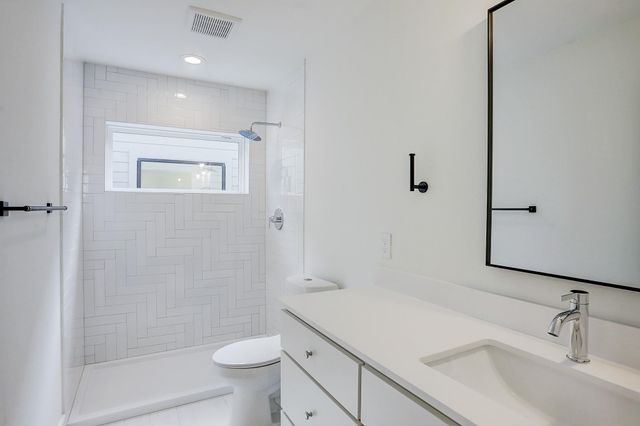 7407 Rusk Street A, Houston, TX 77011
