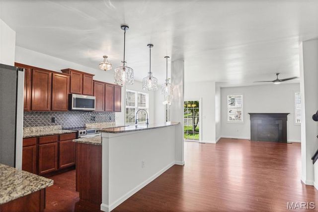 520 Longfellow Drive, O'fallon, IL 62269