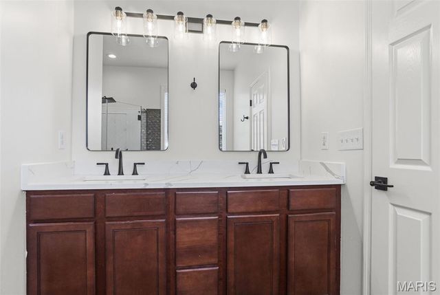 520 Longfellow Drive, O'fallon, IL 62269