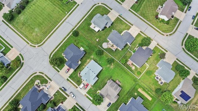 520 Longfellow Drive, O'fallon, IL 62269