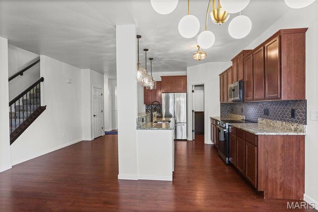 520 Longfellow Drive, O'fallon, IL 62269