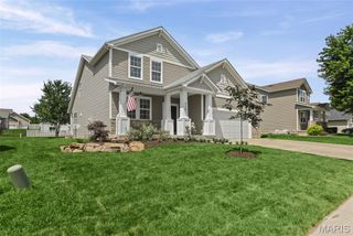 520 Longfellow Drive, O'fallon, IL 62269