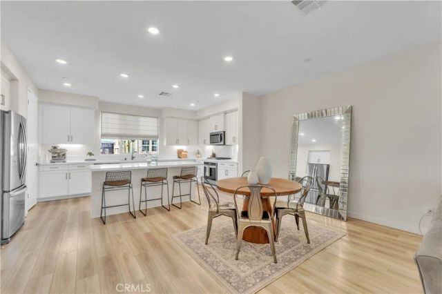 27582 Manzanita Way, Valencia, CA 91381