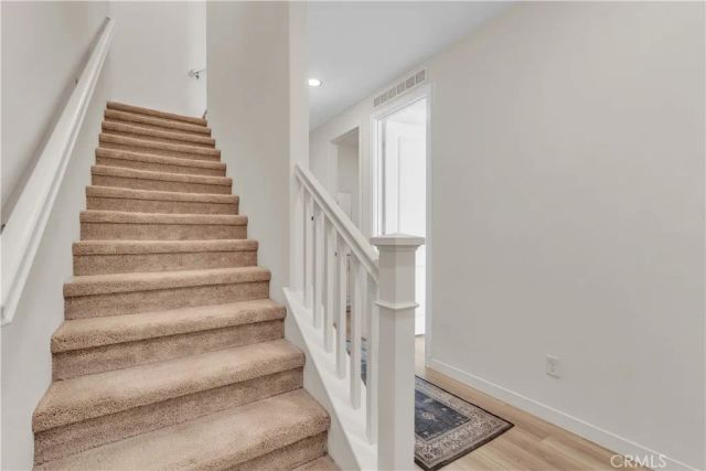 27582 Manzanita Way, Valencia, CA 91381