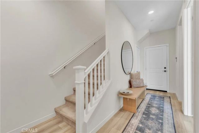27582 Manzanita Way, Valencia, CA 91381