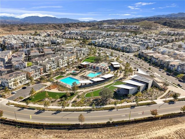 27582 Manzanita Way, Valencia, CA 91381