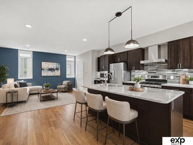 1205 S 10th Court, Omaha, NE 68108