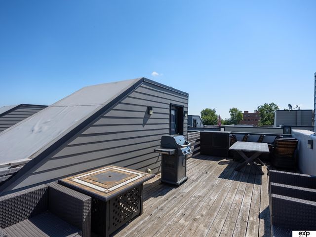 1205 S 10th Court, Omaha, NE 68108