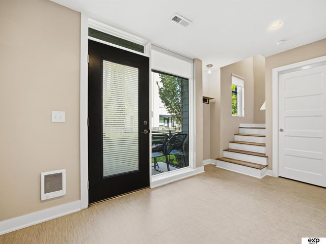 1205 S 10th Court, Omaha, NE 68108