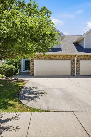 452 N Mckenzie Lane, North Liberty, IA 52317