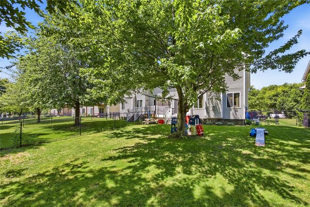 452 N Mckenzie Lane, North Liberty, IA 52317
