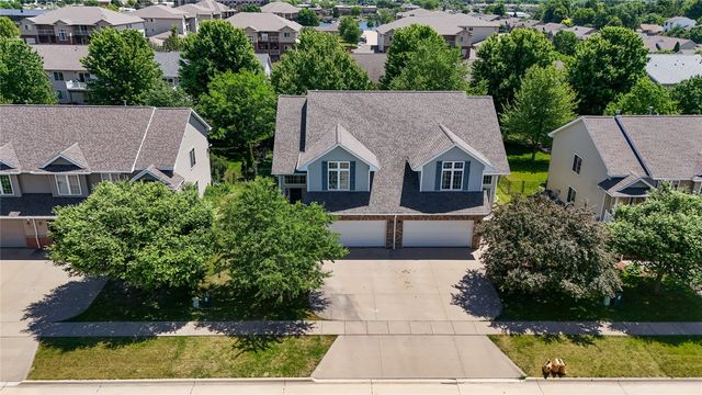 452 N Mckenzie Lane, North Liberty, IA 52317