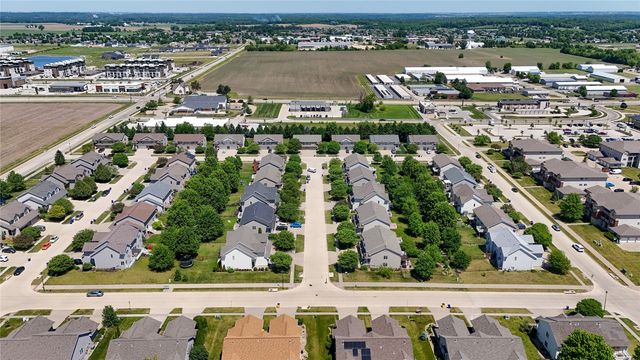 452 N Mckenzie Lane, North Liberty, IA 52317
