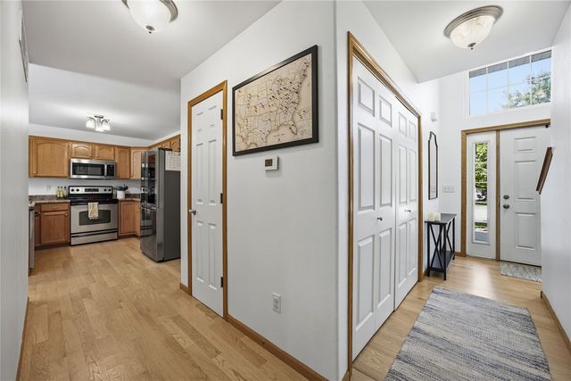 452 N Mckenzie Lane, North Liberty, IA 52317