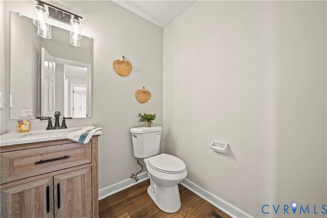 2503 Crosstimbers Ct, Midlothian, VA 23112