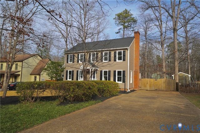 2503 Crosstimbers Ct, Midlothian, VA 23112