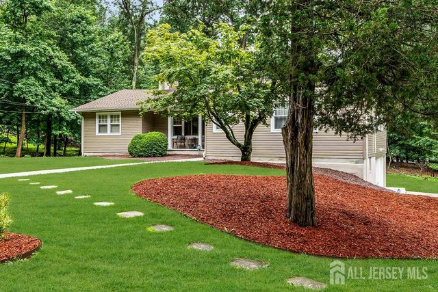 13 Hawkins Road, Morganville, NJ 07751