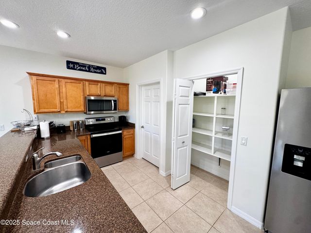 121 Majestic Bay Avenue, Cape Canaveral, FL 32920