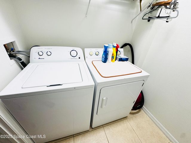 121 Majestic Bay Avenue, Cape Canaveral, FL 32920