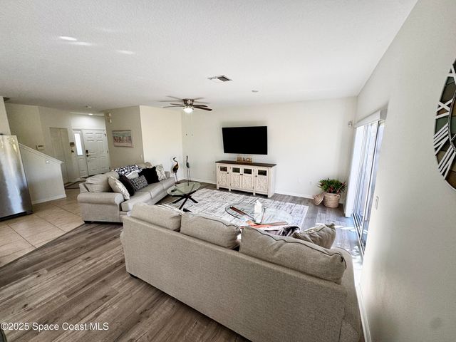 121 Majestic Bay Avenue, Cape Canaveral, FL 32920