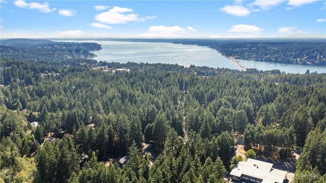 5221 141st Street Ct NW, Gig Harbor, WA 98332