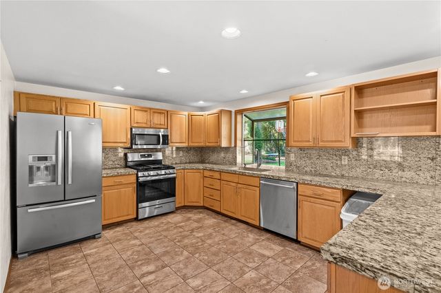 5221 141st Street Ct NW, Gig Harbor, WA 98332