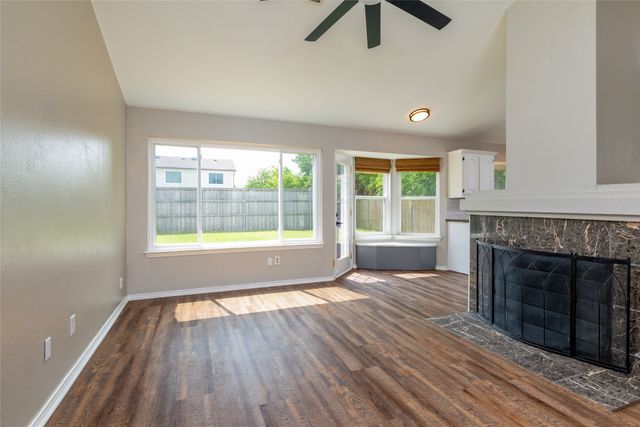 7802 Park Lane, Rowlett, TX 75089