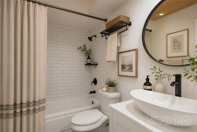 7802 Park Lane, Rowlett, TX 75089