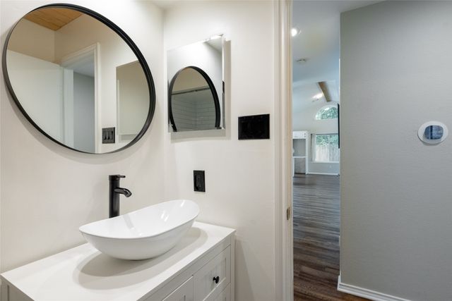 7802 Park Lane, Rowlett, TX 75089