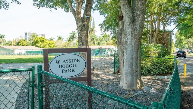 2000 Towerside Ter 1005, Miami, FL 33138